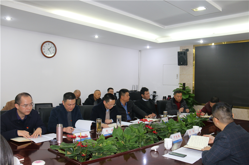 公司领导.JPG